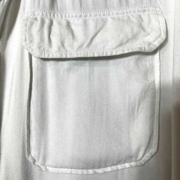 Viscose Relaxed White Button-Up Shirt With Pockets By Weekday, Size Large Women’ - Picture 4 of 7